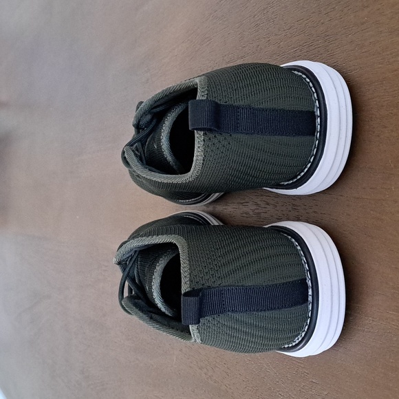 Vance Co. The Novak Sneaker - Color: Olive - Size: Men 10 - Picture 5 of 9